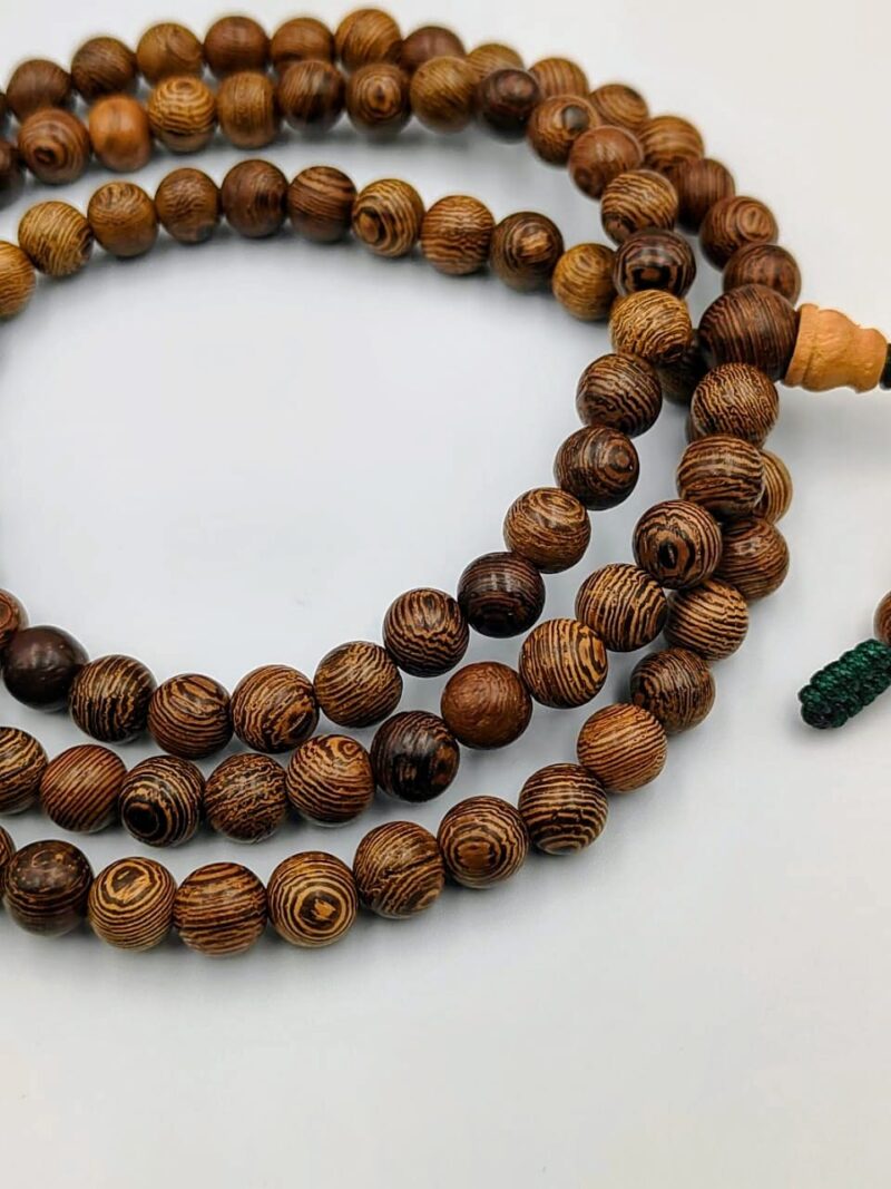 Agarwood mala with 108 beads - Image 2