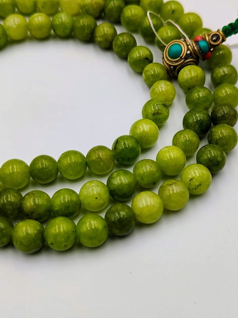 Nephrite jade mala with 108 beads - Image 2