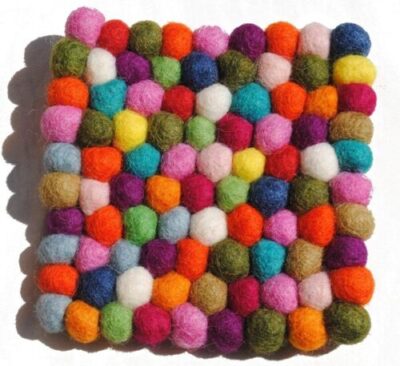 Handmade multi-color pot mat for hot pots