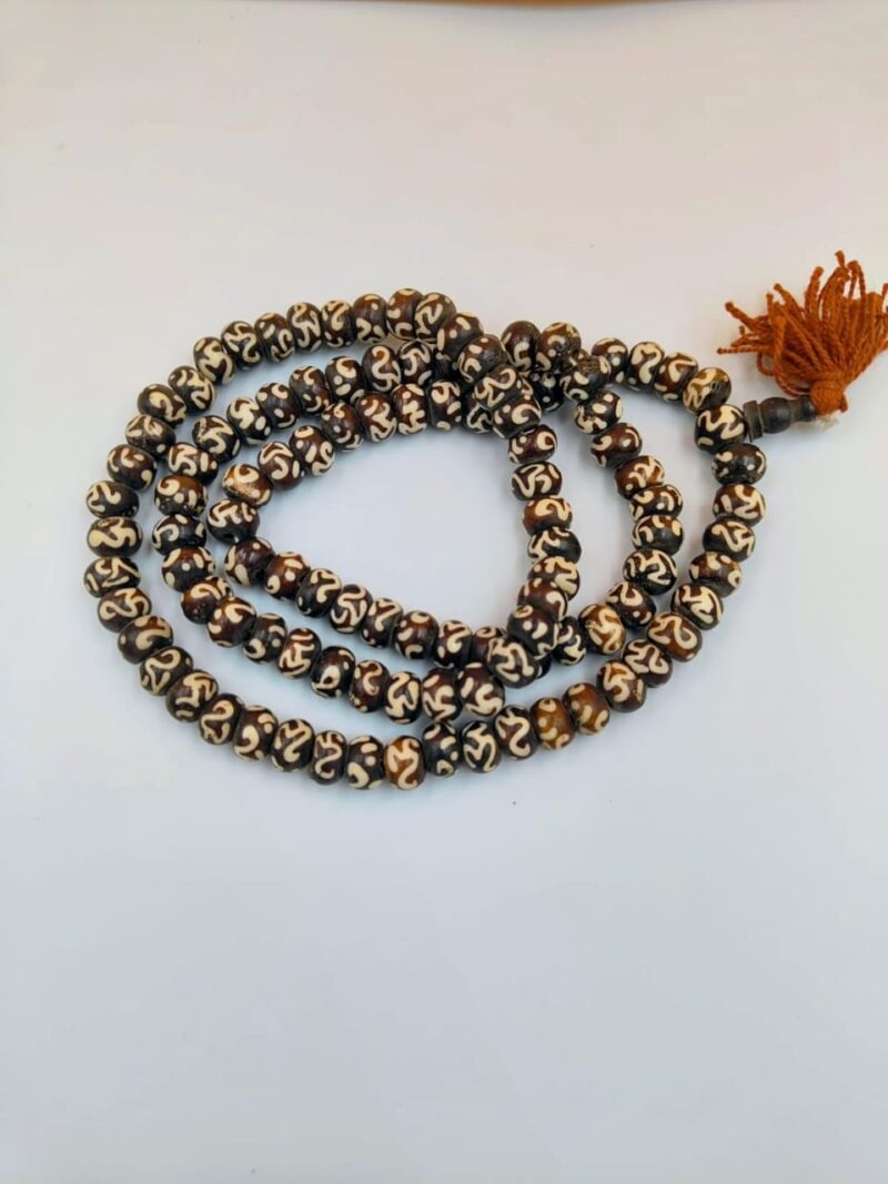 Yak Bone Mala with Tibetan (Om) - Image 2