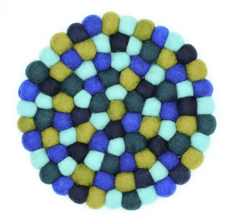 Handmade pot mat made for hot dishes, pots, or mugs